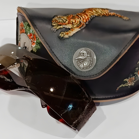 Ed Hardy Sunglasses - Picture 10 of 14